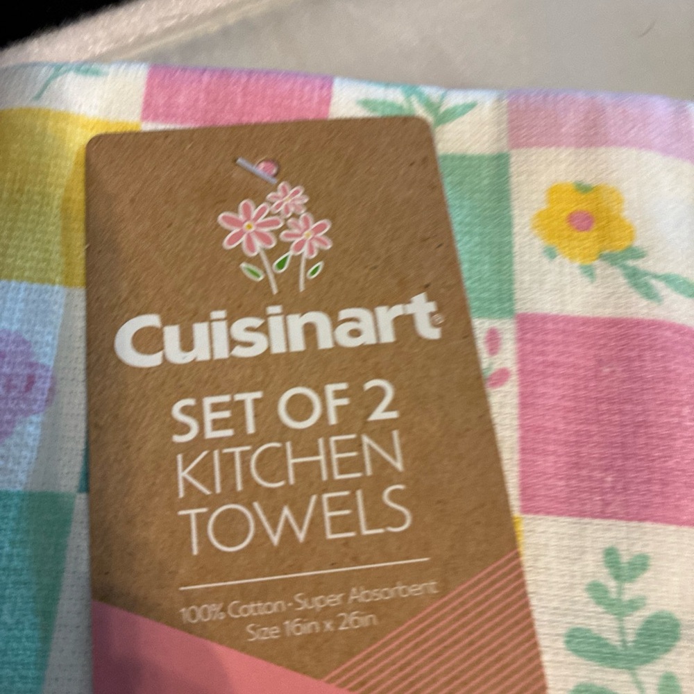 Cuisinart Pink and Yellow Kitchen Linens Set